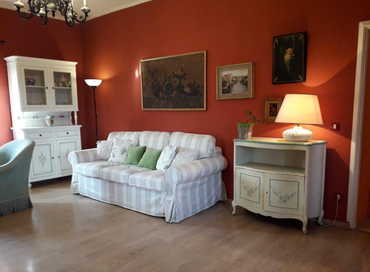 Alle Preci Country House Santa Restituta エクステリア 写真
